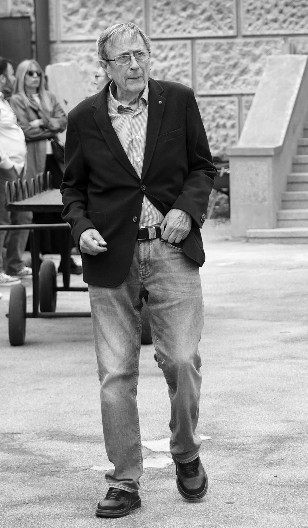 KO JE BIO ZDRAVKO ŠOTRA? Cela porodica bačena u jamu, reditelj pukom srećom preživeo golgotu