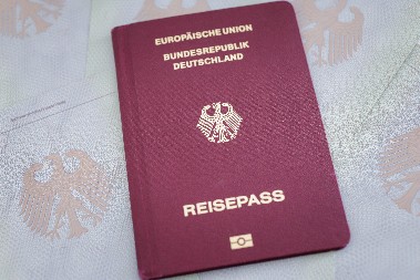 ŠOK POTEZ NEMACA! Poništili program UBRZANOG dobijanja državljanstva