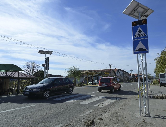 DEVOJČICA POKOŠENA NA PEŠAČKOM Prošle nedelje na istom mestu oborene četiri devojčice