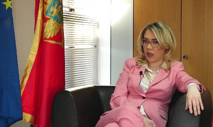 BRATIĆ ODGOVORILA DANIJELU ŽIVKOVIĆU: Ko obraza nema...