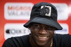 NEURAVNOTEŽEN Mario Baloteli ispričao kako se obogatio pa ponižavao četiri prodavačice ljubavi