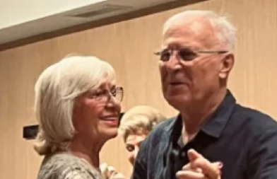 PROSLAVILI ZLATNU SVADBU Naš voditelj u braku sa suprugom 50 godina, usledilo iznenađenje sinova (FOTO)