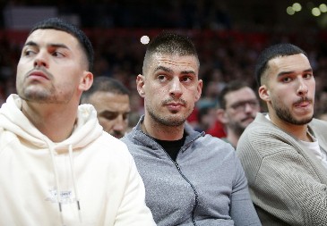 POTVRDA RASTANKA SA PRVAKOM SRBIJE Crvena zvezda uklonila slike Vujadina Savića