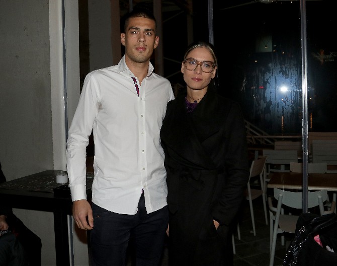 "BEŽI BRE" Vujadin urlao na Mirku pred svima, kamere uhvatile neprijatnu scenu o kojoj se priča