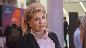 OTKAKO JE OTIŠLA U PENZIJU, TAMO OBOŽAVA DA PROVODI VREME U Velikoj Moštanici napravila svoju oazu mira, evo gde Suzana Mančić uživa