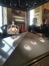 KAKO JE IZVEDENA SPEKTAKULARNA PLJAČKA LUVRA: Cure NOVI detalji - "Mislim da su potcenili..."