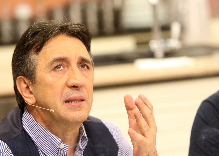 OVDE ĆE BITI SAHRANJENA BIVŠA ŽENA ŽIKE JAKŠIĆA Sinu je saopštila poslednju želju, voditelj van sebe