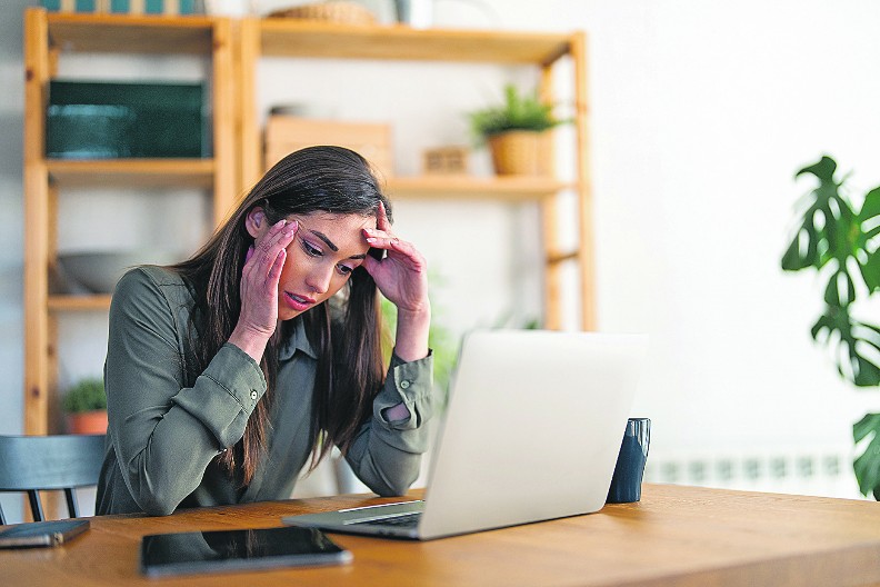 MOZAK BLOKIRA, PRITISAK SKAČE Prelazak na zimsko računanje vremena negativno utiče na čitav organizam