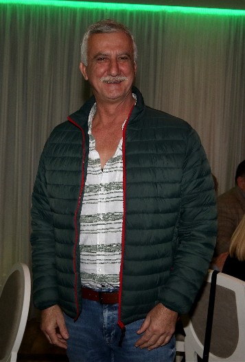 "JA SAM ALKOHOLIČAR, PIJEM SVAKI DAN" Šok priznanje našeg glumca: "Svako jutro kad otvoriš oči iz frižidera jedna rakija!"