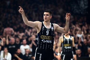 OD NJIH PRETI NAJVEĆA OPASNOST Marinković otkrio recept za pobedu Partizana nad Hapoelom