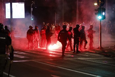 BLOKADERI ŽELE GRAĐANSKI RAT! Lažno trovanje Bačulova bilo bi povod za najstrašnije bratoubilačko prolivanje srpske krvi