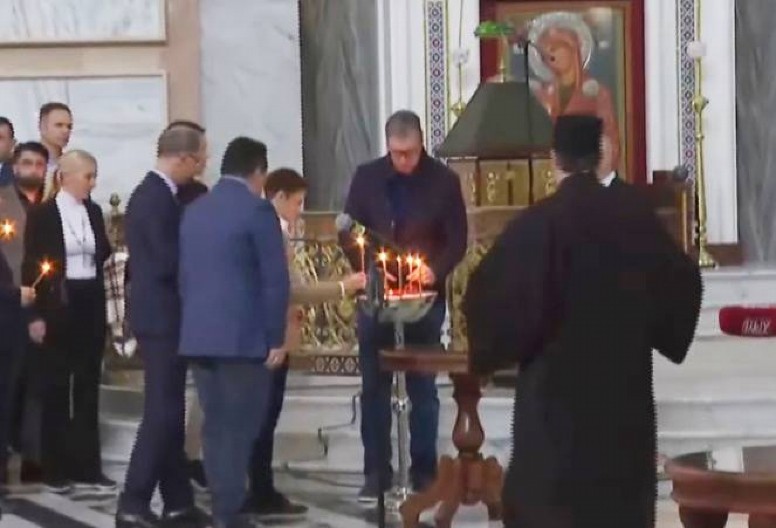 PATRIJARH SLUŽIO PARASTOS U HRAMU SVETOG SAVE Predsednik Vučić zapalio sveću