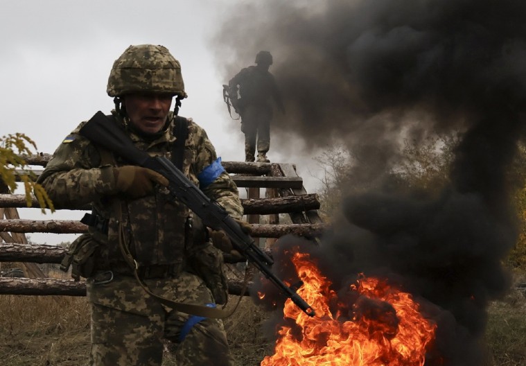 PREOKRET U NAJVATRENIJOJ TAČKI NA FRONTU! Ukrajinci se ipak ne predaju, Rusi javljaju koga OSU šalje u paklenu borbu