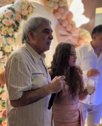 "SRAMOTA ŠTA RADI KOLEGAMA IZA LEĐA" Poznati pevač (70) potvrdio spekulacije, snimak sve dokazuje!