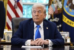 "NABAVIĆU PIŠTOLJE, SAM ĆU SE POBRINUTI ZA TO" Muškarac uputio užasavajuće pretnje Trampu, evo šta ga sada čeka