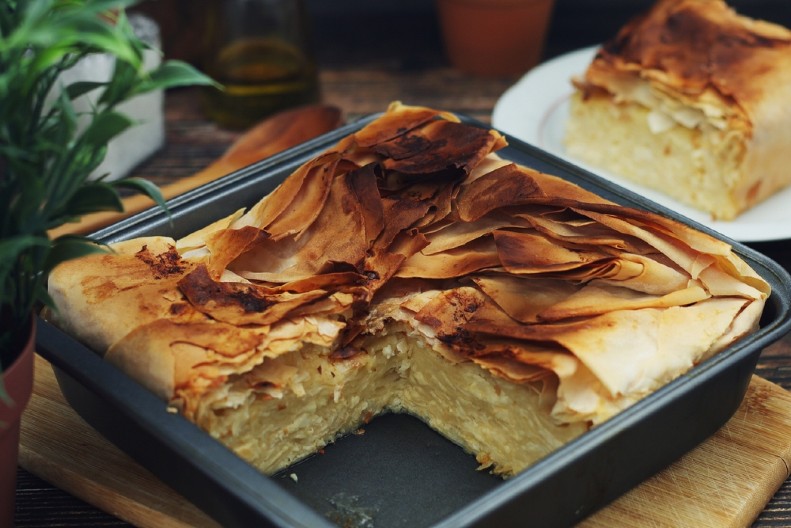 BUGARSKA BANICA UKUSOM BUDI SVA ČULA Gotova očas posla, a topi se u ustima