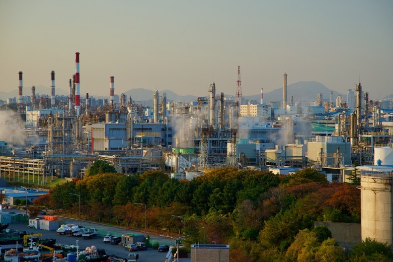 SRUŠILA SE VELIKA KONSTRUKCIJA U ELEKTRANI U JUŽNOJ KOREJI Šest osoba ostalo zarobljeno (VIDEO)