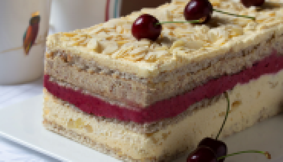 MOSKVA ŠNIT PONOS BEOGRADA Savršen spoj voća i orašastih plodova