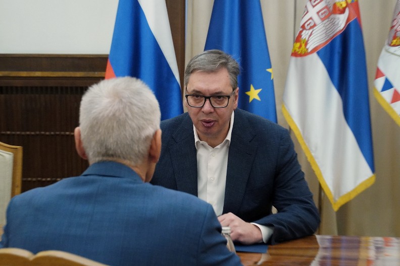 VUČIĆ SA BOCAN-HARČENKOM "Srbija će nastaviti dijalog štiteći interese svojih građana"