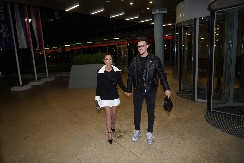 PEVAČICA OTKRILA DETALJE POROĐAJA Sa 10 godina mlađim suprugom čeka prvo dete: "Porodiću se u privatnoj klinici"