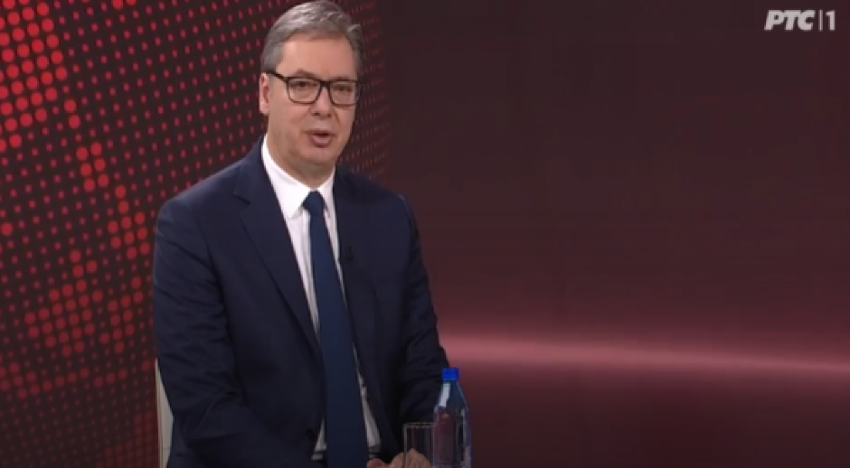 GODINU DANA ISTA PRIČA - VUČIĆ NENADLEŽAN, GOTOV, ITD... A sad kukaju - nemojte njega, LJUDI GA VOLE