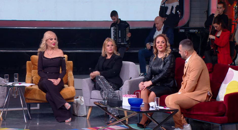 "SPAVA SA 10 MUŠKARACA, A MENE NAZIVA KOLEGINICOM" Voditeljka žestoko oplela po njima: "Naša profesija nije zaslužila da se ovako nisko spusti"