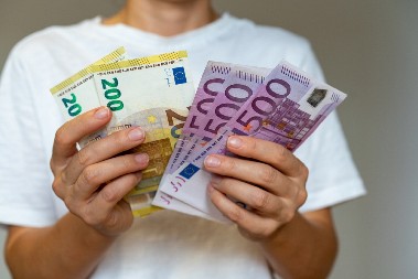 OTVORITE NOVČANIK ZA PARE I SRCE ZA LJUBAV! 5 horoskopskih znakova će procvetati do 23. novembra