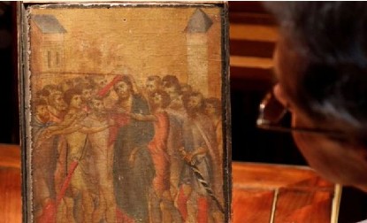 CEO ŽIVOT JE VEROVALA DA DRŽI IKONU NA ZIDU Onda je usledio otkriće zbog kojeg se cela država digla na noge