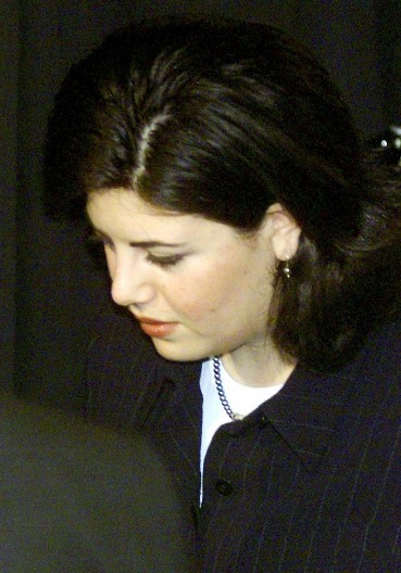 KAD DOĐE DO SEKSA U BELOJ KUĆI... Jednom smo stradali zbog Klintona i Monike, da li ćemo sad i mi i ceo svet stradati zbog Epstinovih fajlova?