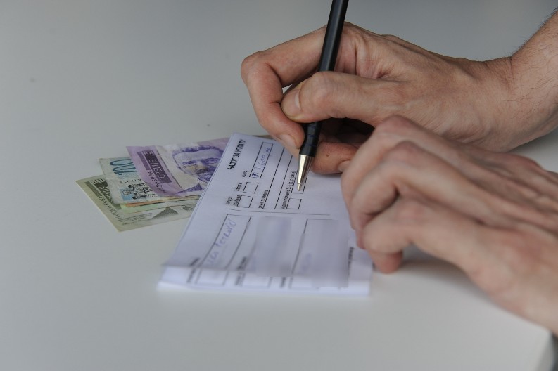 STIŽE NOVA OLAKŠICA U IZNOSU OD 40.000 DINARA: Važna vest za ovu grupu građana, treba da se prijave do ovog datuma!