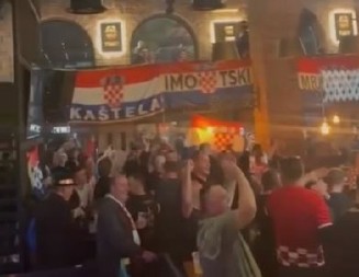 USTAŠKE ORGIJE U PODGORIČKOM PABU! Posle "Ubij Srbina" ušli u klub i počeli da divljaju! Crnogorska bruka!