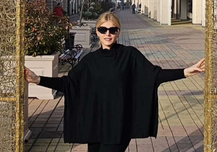 NAŠA PEVAČICA OPERISALA KARCINOM KOŽE Sve je počelo od jedne "bubuljice" na nosu, a onda je usledio šok