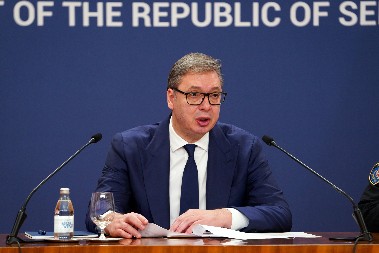 ŠEF MISIJE OEBS U SRBIJI DOLAZI KOD VUČIĆA Sastanak u sredu u 9 časova