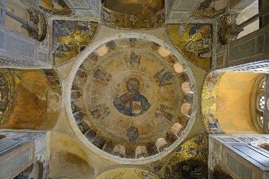 PRAVOSLAVNI VERNICI DANAS OBELEŽAVAJU DVA VELIKA PRAZNIKA Izgovorite sledeće MOLITVE za spasenje vas i vaših najmilijih