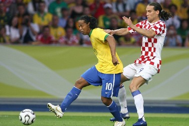 ODREKAO SE SRPSKOG IMENA, RADIO KAO AUTOMEHANIČAR, PA POSTAO LEGENDA HRVATSKE Čuveni reprezentativac postao trener kluba kog navijači Zvezde dobro pamte (FOTO)