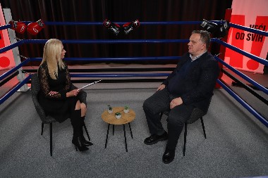 Lovci na vlast i hodajući mrtvac: Dejan Vuk Stanković oktrio šta krije studentska lista (VIDEO)