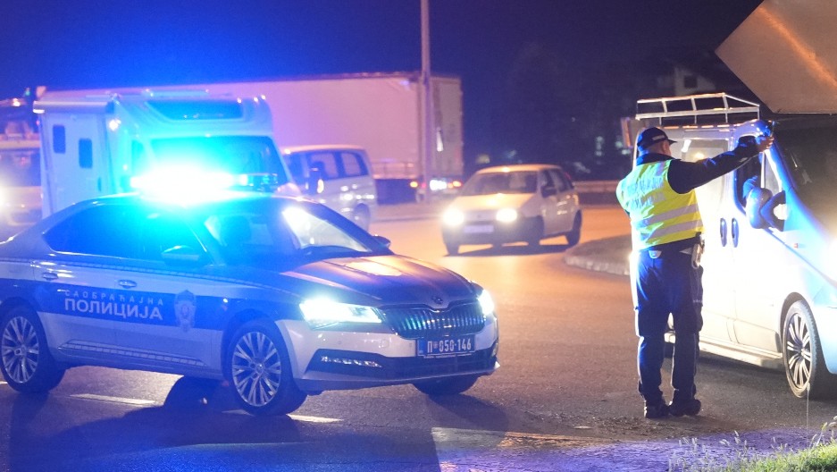 NALOŽENA HITNA OBDUKCIJA U Lazarevcu pronađeno telo muškarca u automobilu