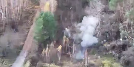 UKRAJINSKI POLOŽAJI LETE U VAZDUH! Uništeni bunker, most i elektrostanica, objavljeni snimci (VIDEO)