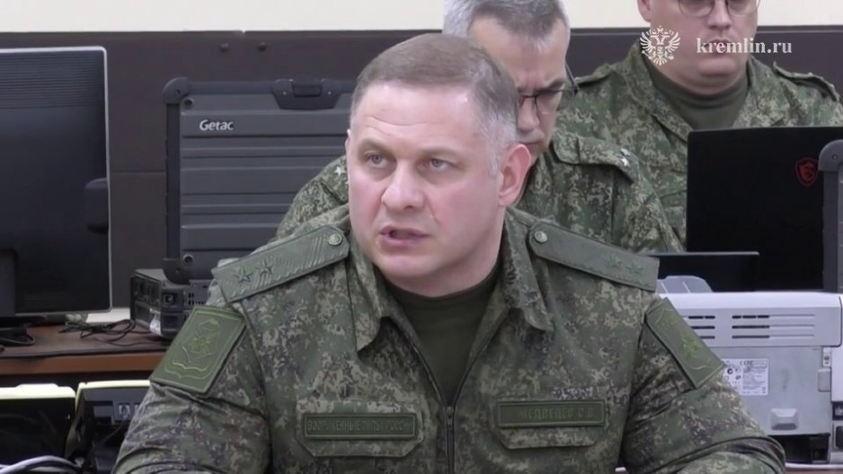 SMENE U VRHU RUSKE VOJSKE Putin smenio Sančika i doveo Medvedeva