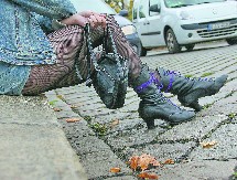 TRI KINESKINJE PROTERANE IZ CRNE GORE Policija ih uhvatila u prostituciji