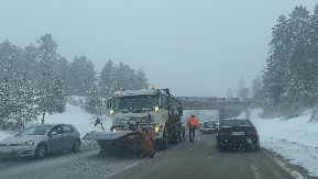 JUTRO U MINUSU, NAJVIŠA DNEVNA TEMPERATURA 7 STEPENI Danas širom Srbije kiša, susnežica i sneg, RHMZ najavio kad prestaju padavine