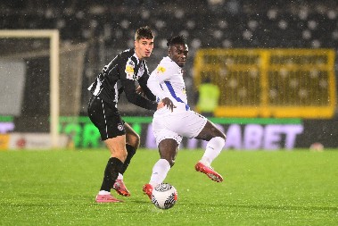 DEBAKL PARTIZANA NA PREMIJERI NOVOG TRENERA Železničar posle preokreta deklasirao crno-bele