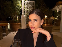 ĆERKA ZDRAVKA ČOLIĆA POKAZALA BUJNO POPRSJE Una provocira na društvenim mrežama! (FOTO)