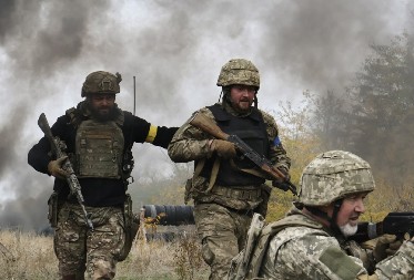 KOLIKO UKRAJINA TROŠI U RATU? Saveznici masno častili Kijev, objavljene neverovatne brojke
