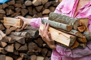 ČESTE KOD SRBA: Veruje se da ove navike privlače siromaštvo