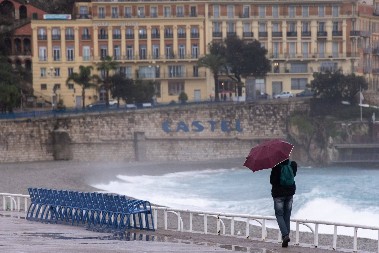 OVOJ EVROPSKOJ ZEMLJI PRETI KATAKLIZMA! Popaljeni alarmi, pašće neverovatna količina kiše