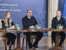 "JOŠ DANAS I SUTRA ĆEMO MOĆI NEŠTO DA PROMENIMO" Vučić: Ni krivi, ni dužni postali smo predmet žestokih napada i ucena