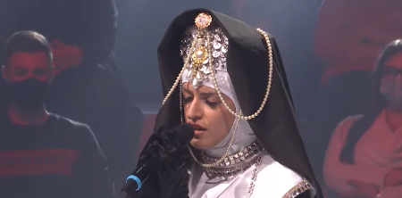 GRANDOVA PEVAČICA HITNO OPERISANA Završila sa 18 šavova, oglasila se iz bolnice