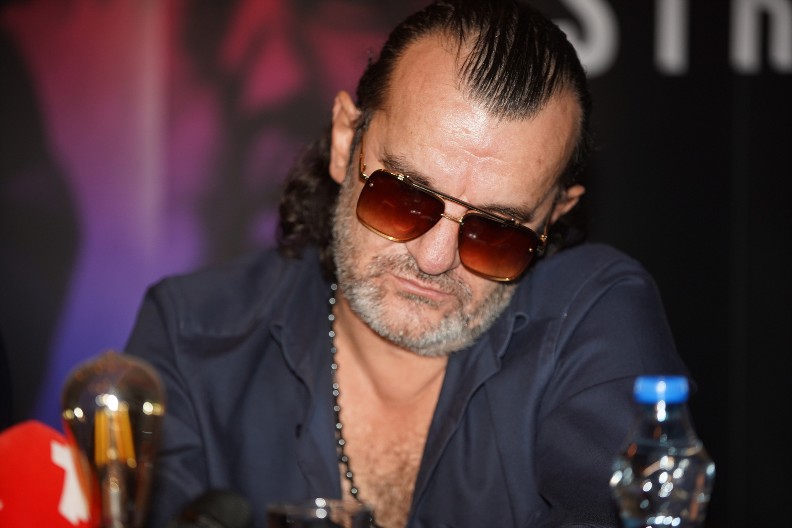 "DAO SAM JOJ 1.000 EVRA ZA USLUGU" Aca Lukas šokirao priznanjem o intimnim odnosima, bio je sa ovom poznatom damom