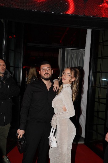 RAT BIVŠIH PARTNERA NIKAD ŽEŠĆI Popovska udarila na Relju, on jasno poručio: "Svako donosi odluke za sebe", pevačica brutalno odgovorila!